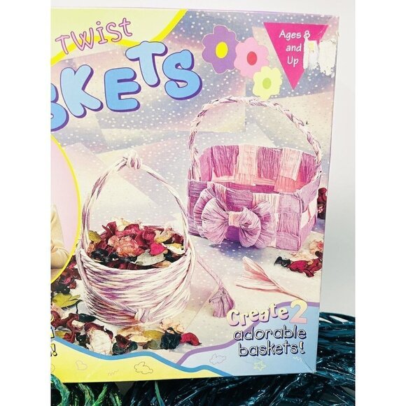 Paper Twist Baskets Kit Kids Crafts NIB Plus 214+ Ft Extra Metallic Twist Ribbon - Picture 4 of 12
